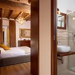 Residenza Nobile Laurina 4*