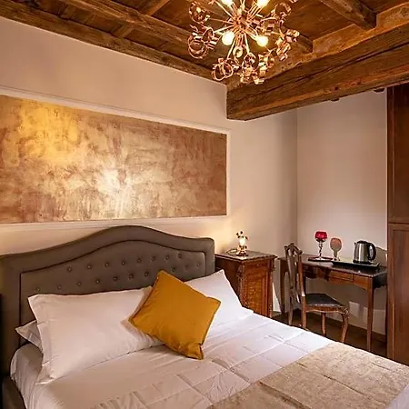 Residenza Nobile Laurina Guest house Rome
