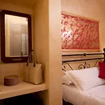 게스트하우스 Residenza Nobile Laurina 4*